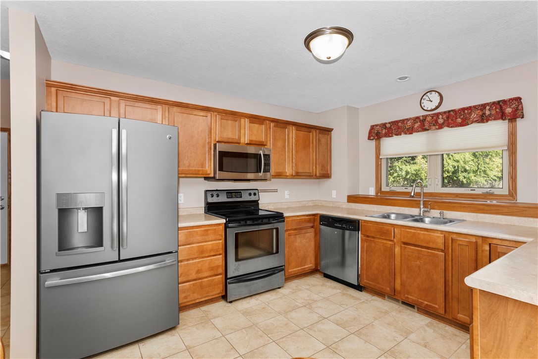 4851 Richmond Avenue