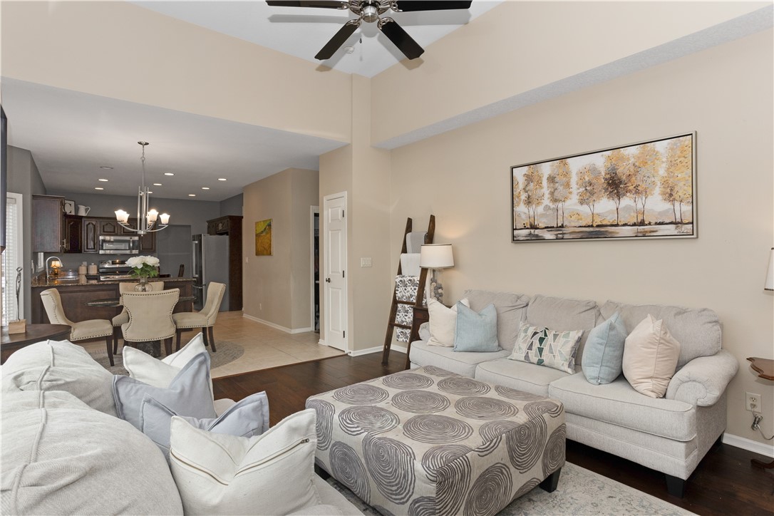 15430 Prairie Avenue