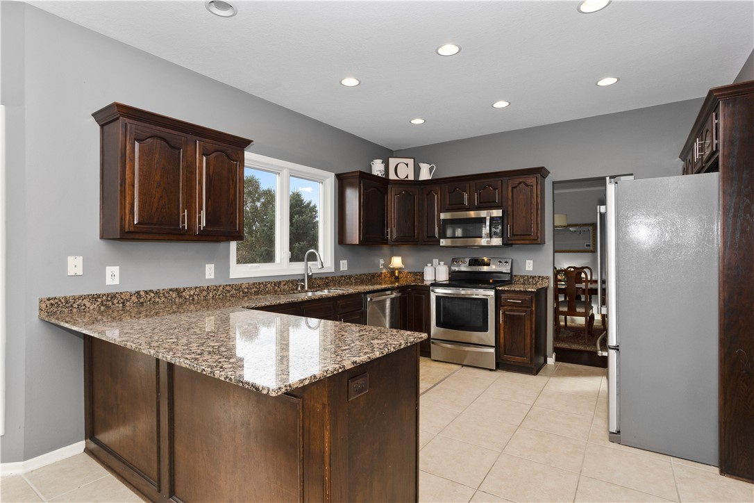 15430 Prairie Avenue