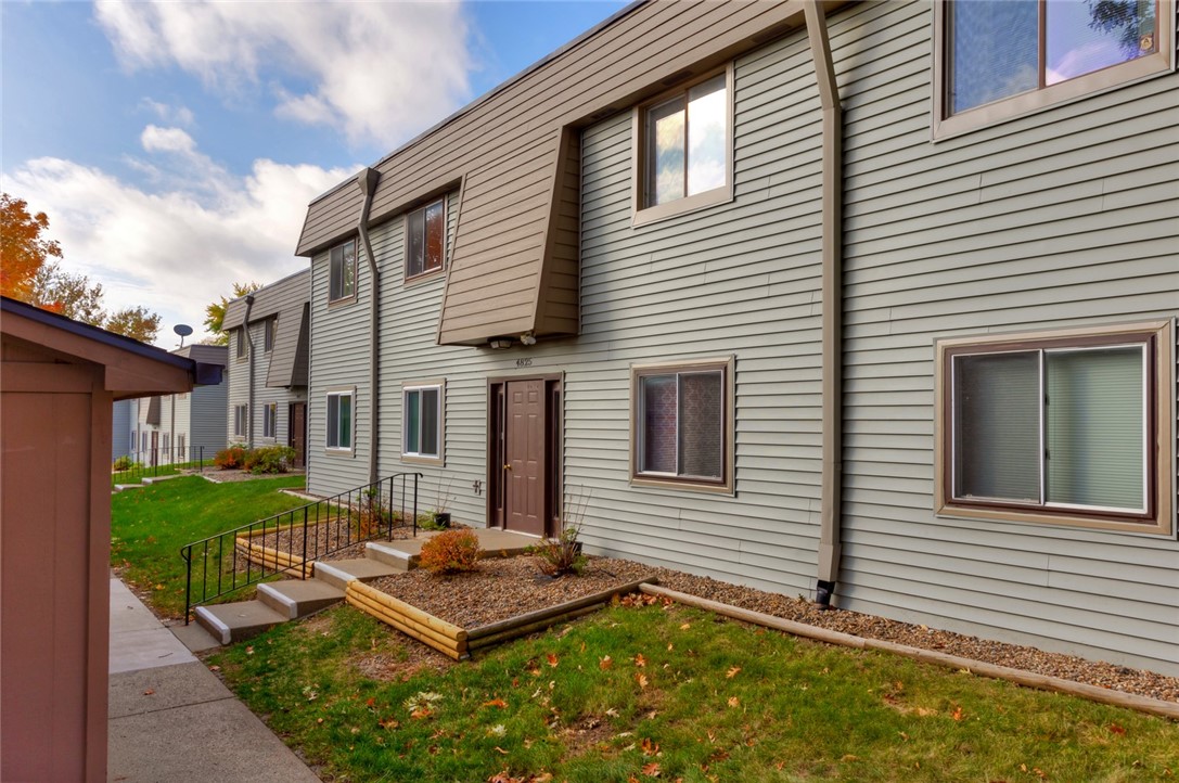 4825 Woodland Avenue 8