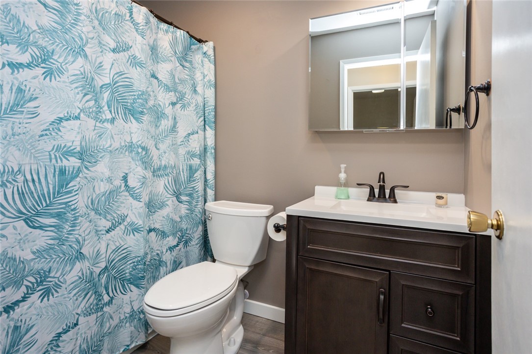 4825 Woodland Avenue 8