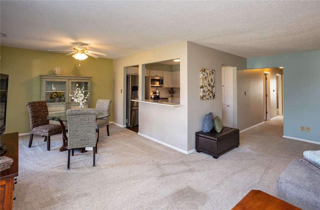 4825 Woodland Avenue 8