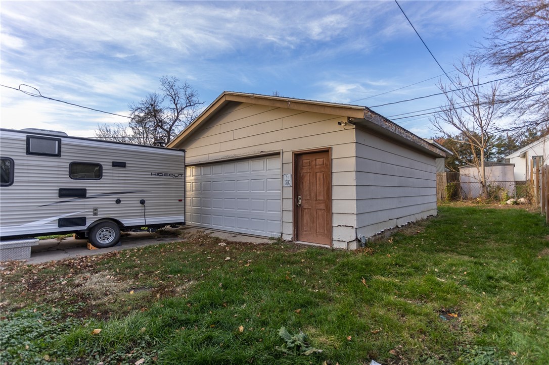 2420 Garfield Avenue