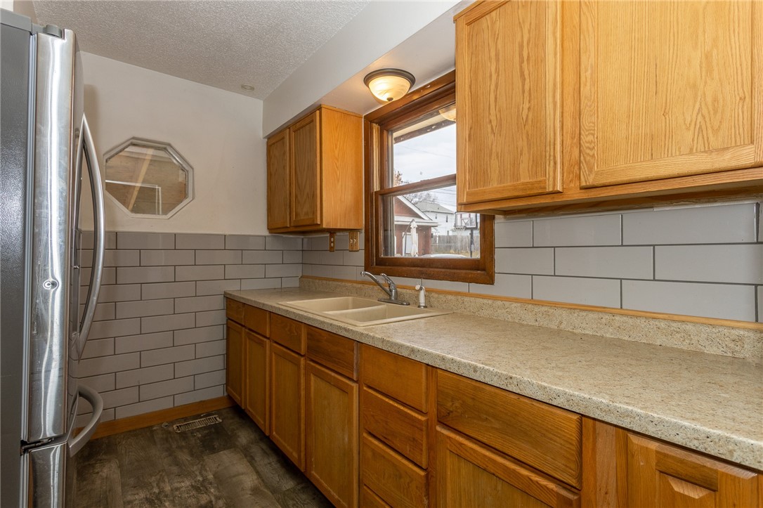 2420 Garfield Avenue