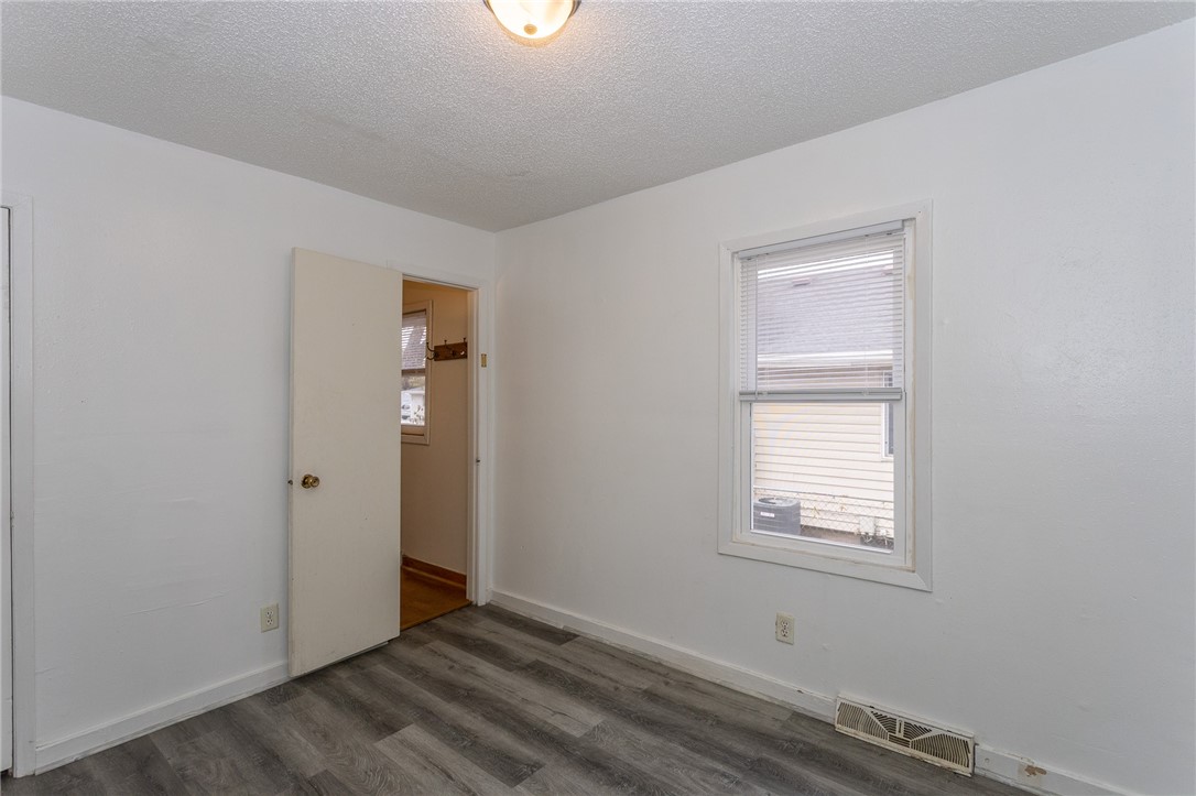 2420 Garfield Avenue