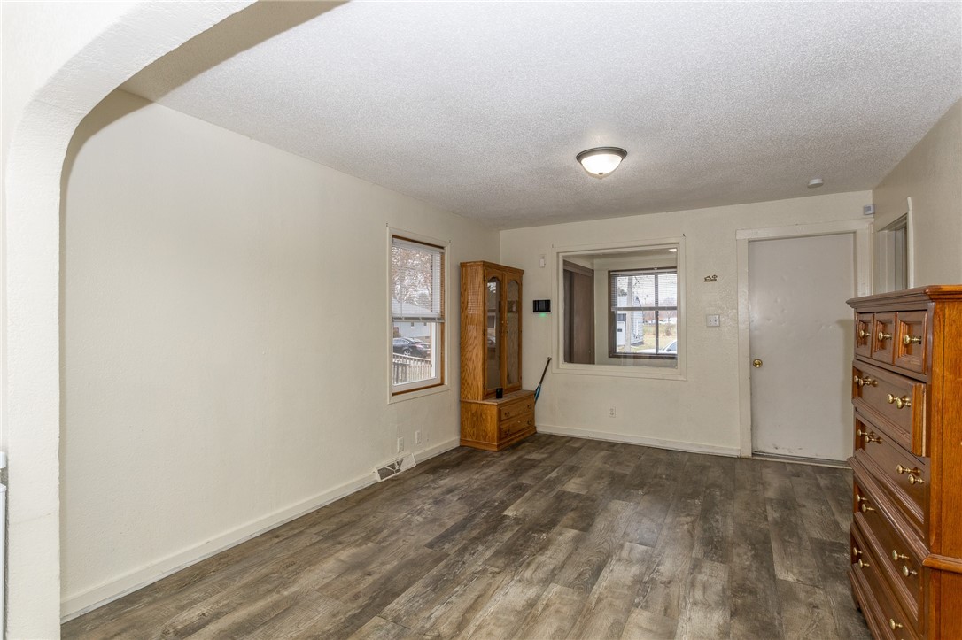 2420 Garfield Avenue