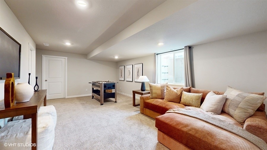 1254 NW Williamsburg Lane