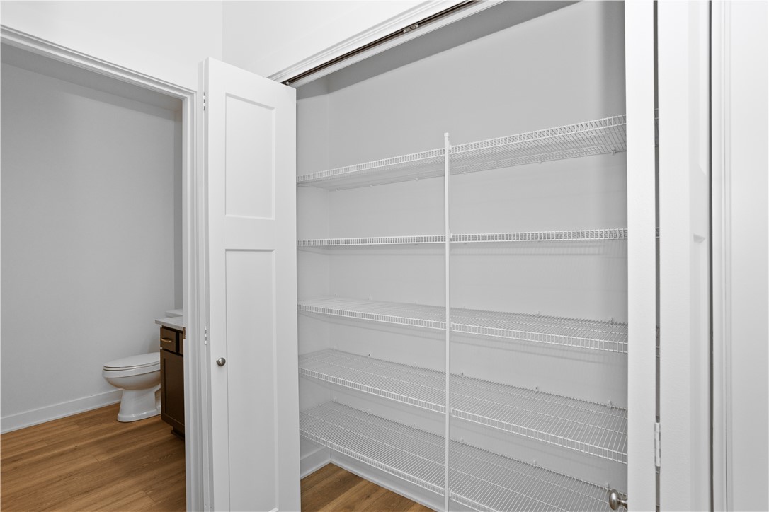 266 NW Waverly Drive