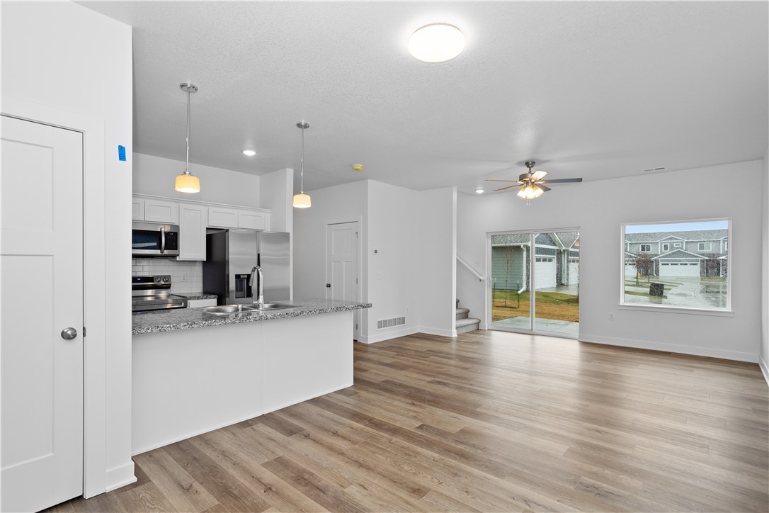 266 NW Waverly Drive