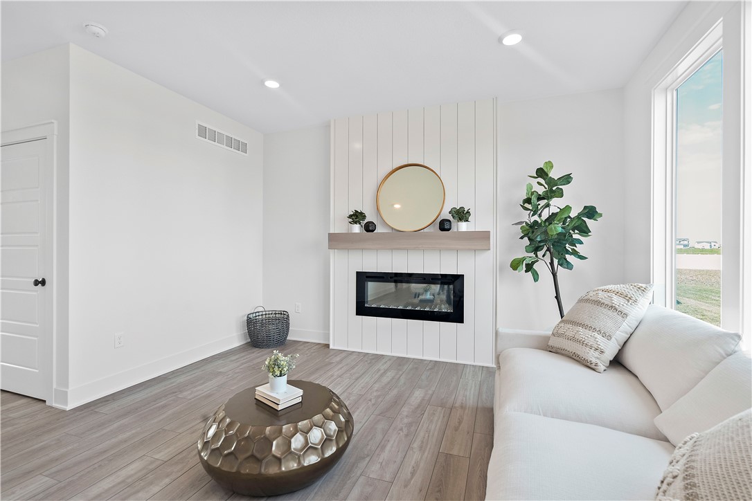 205 Creekside Drive SW