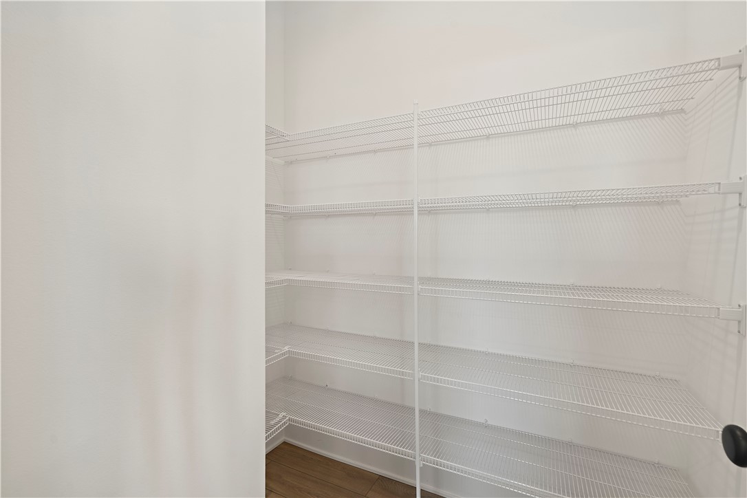 205 Creekside Drive SW