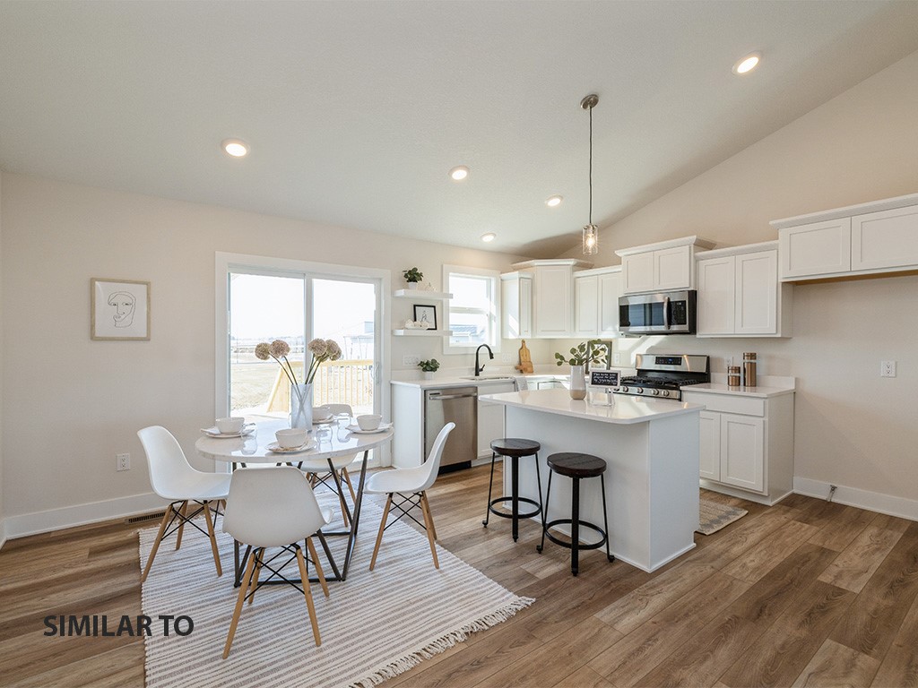 14207 North Valley Drive