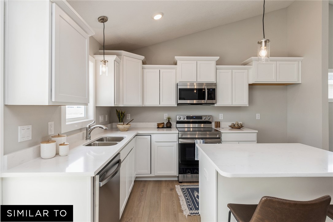 14207 North Valley Drive