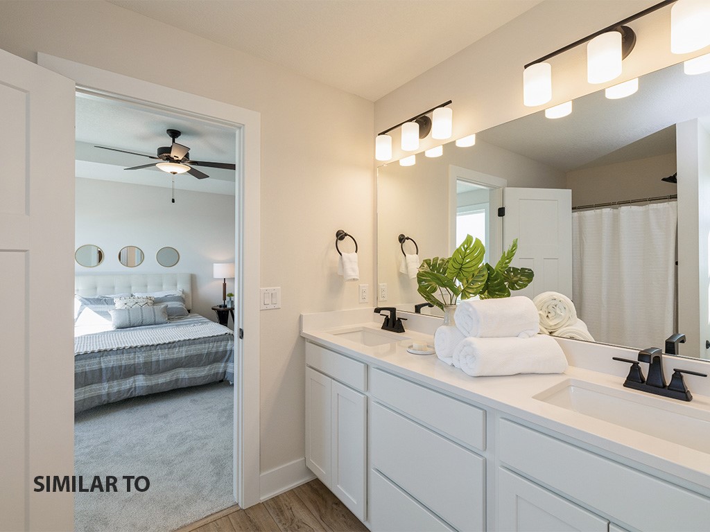 14207 North Valley Drive