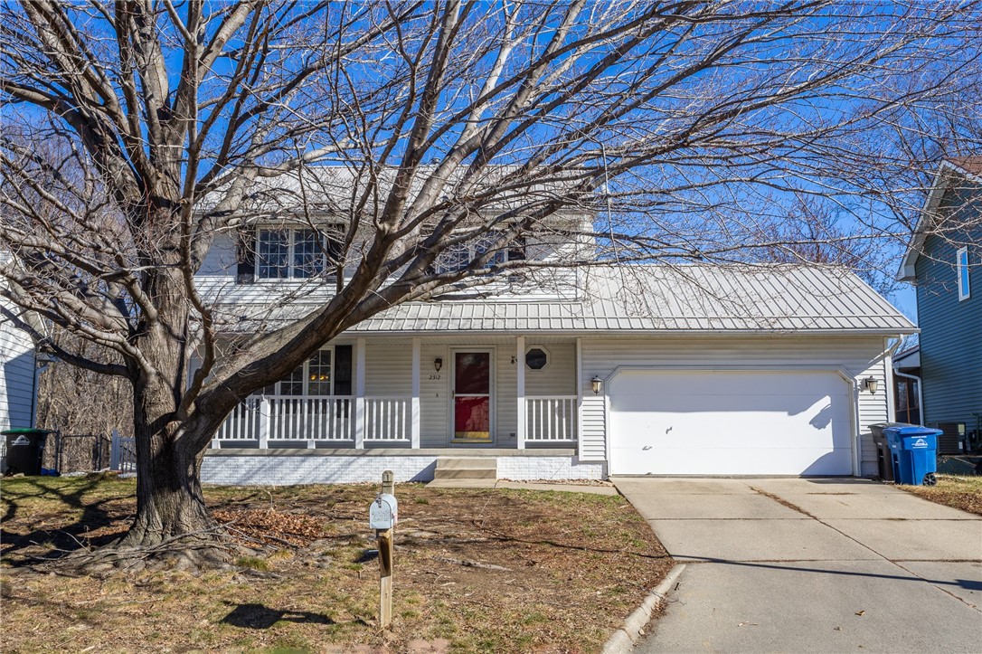 2312 E Caulder Court