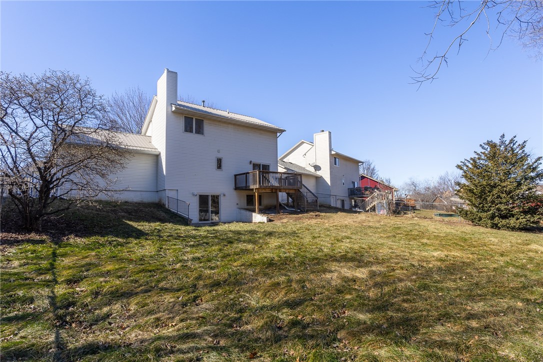 2312 E Caulder Court