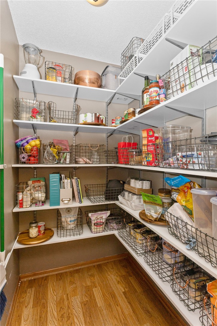 2312 E Caulder Court