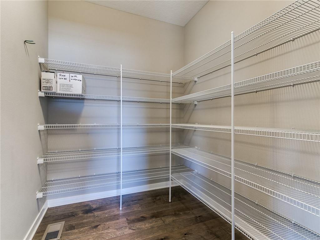 350 NE Wolfpack Drive