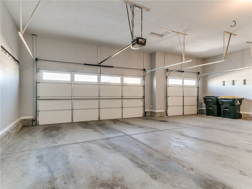 350 NE Wolfpack Drive