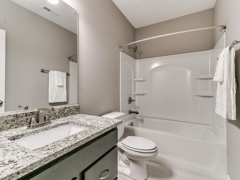 350 NE Wolfpack Drive