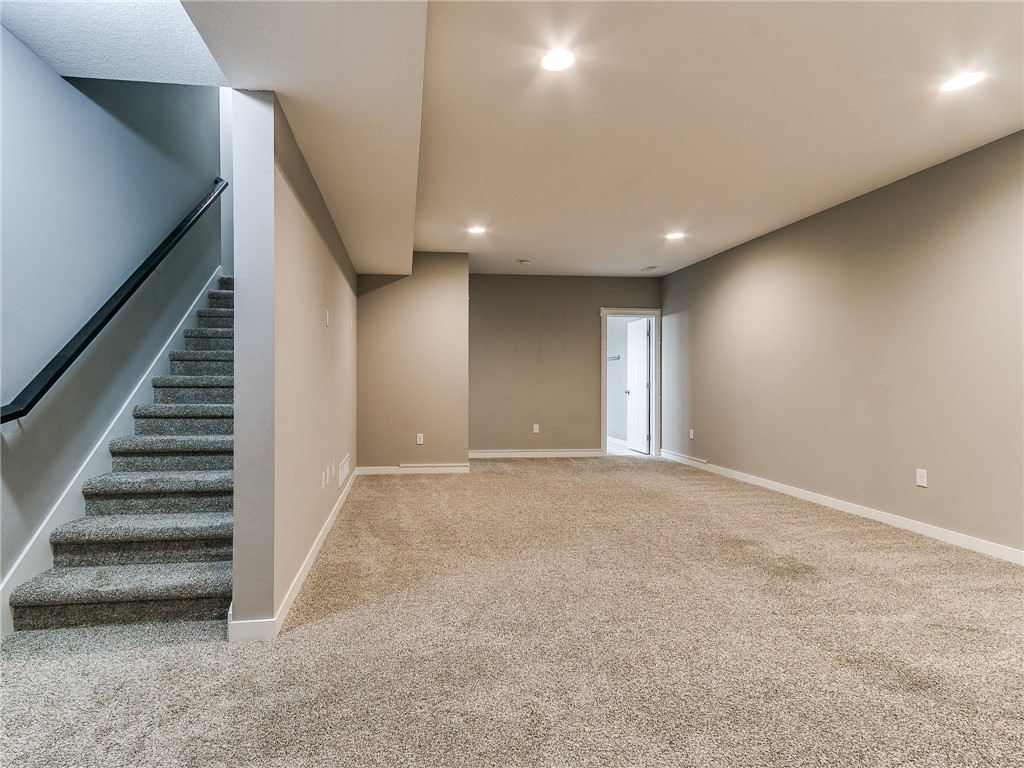 350 NE Wolfpack Drive