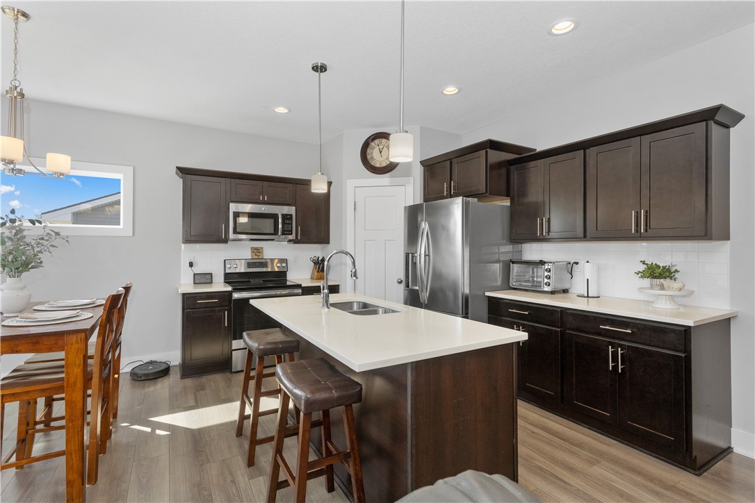 52 SE Pembrooke Lane