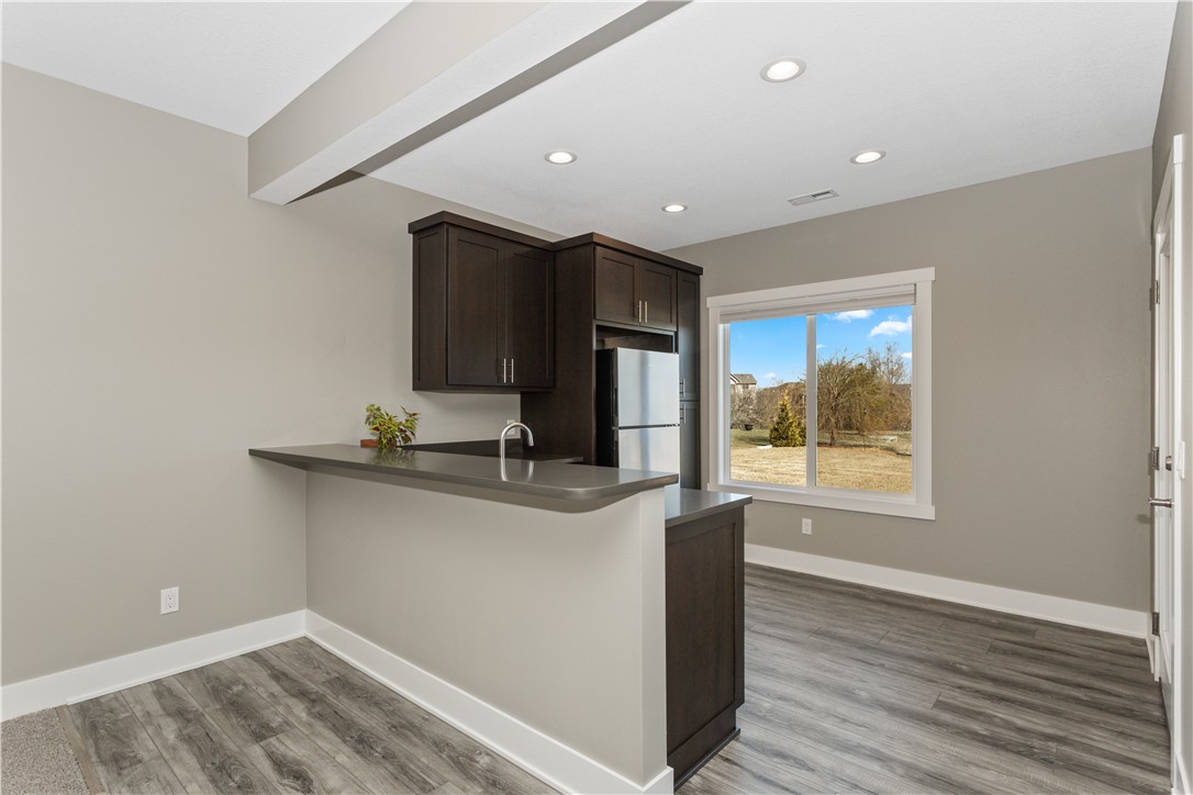 601 NW Somerset Court