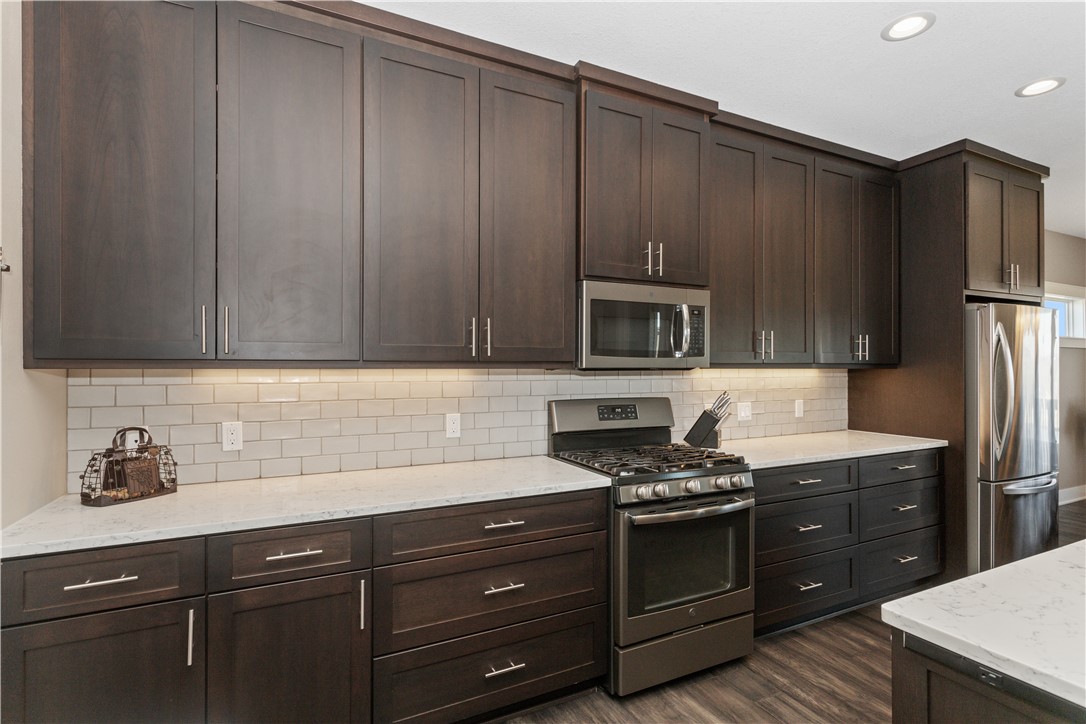 601 NW Somerset Court