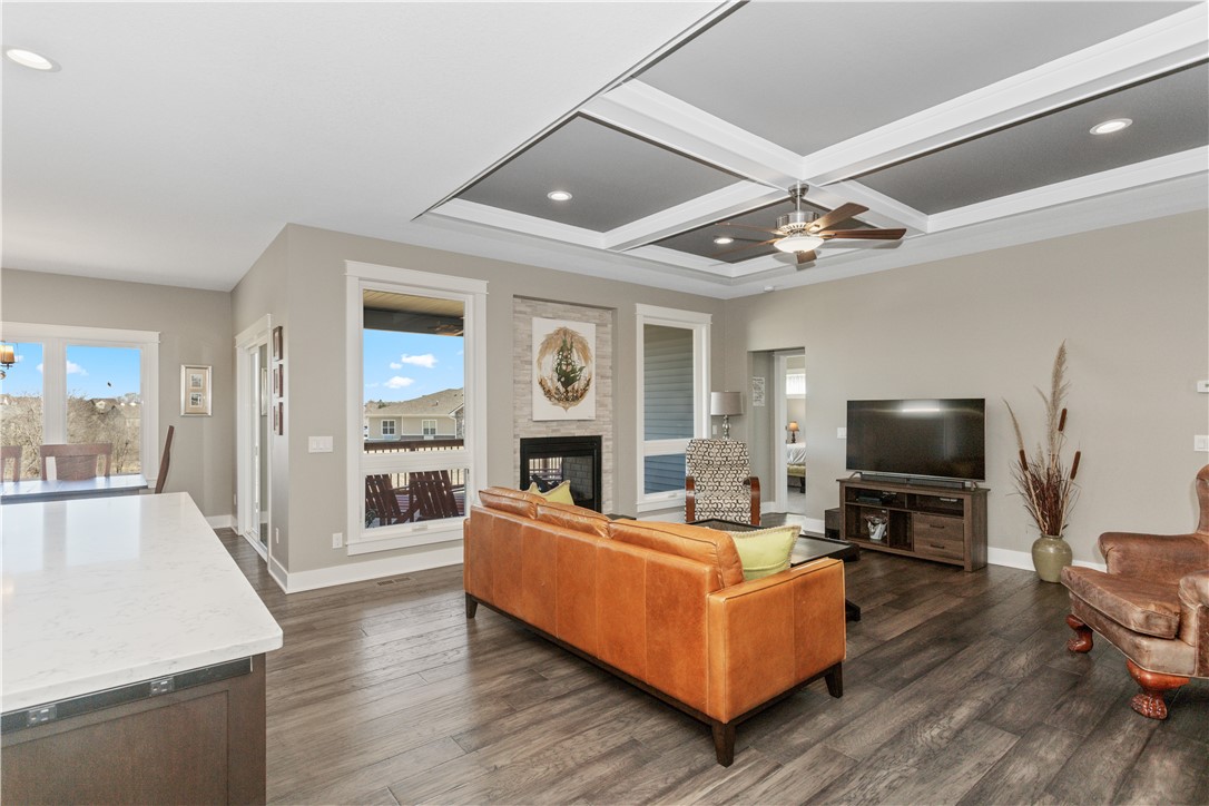 601 NW Somerset Court