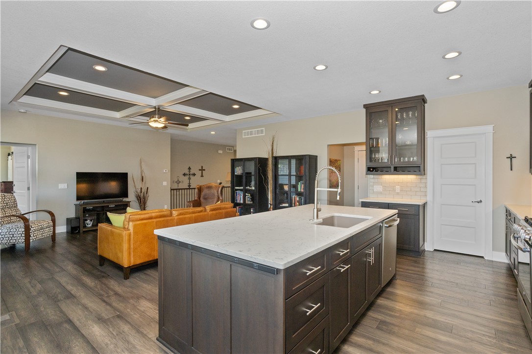 601 NW Somerset Court