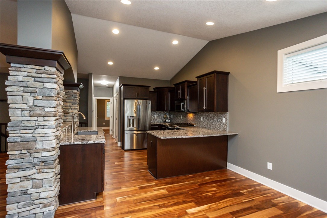 8202 Sky View Circle