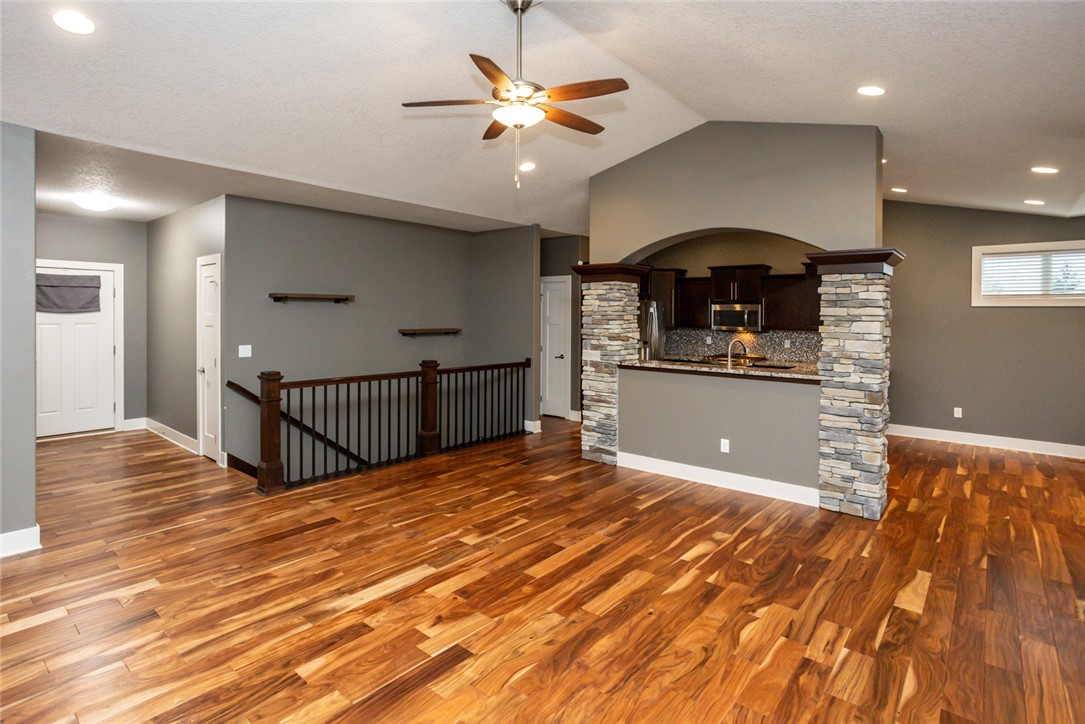 8202 Sky View Circle