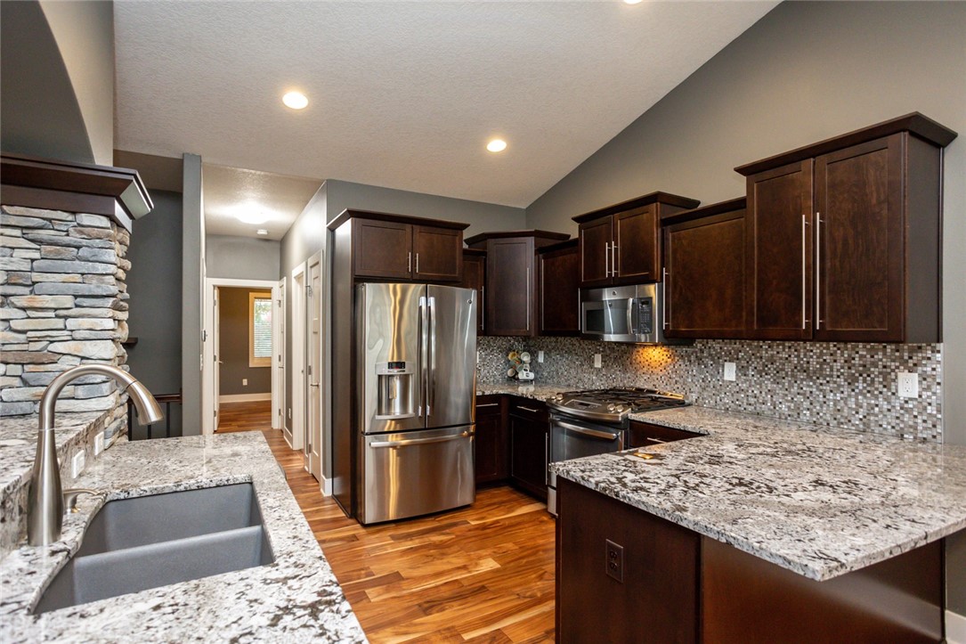 8202 Sky View Circle