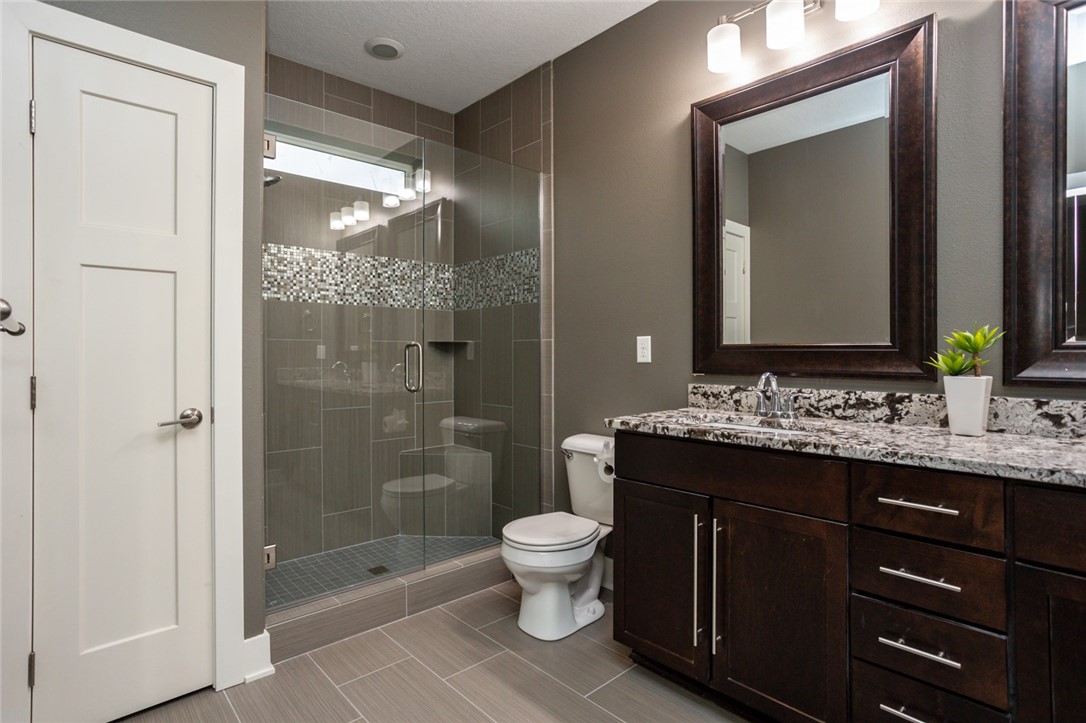 8202 Sky View Circle