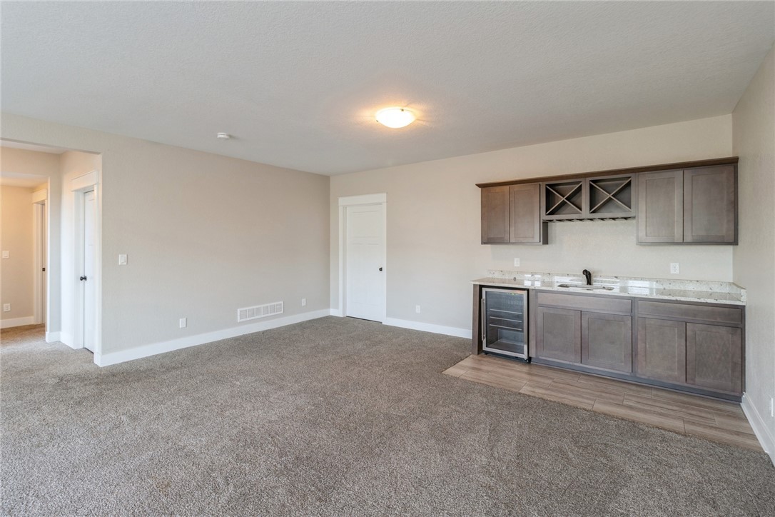 14315 Holcomb Avenue