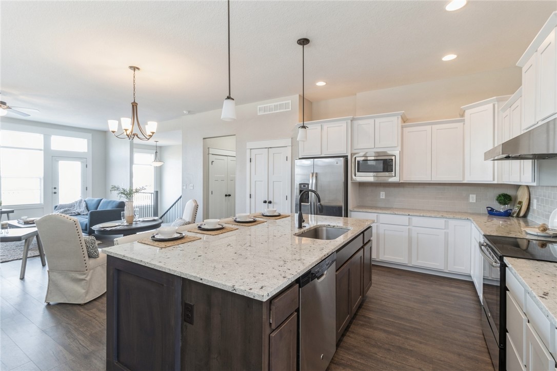 14315 Holcomb Avenue