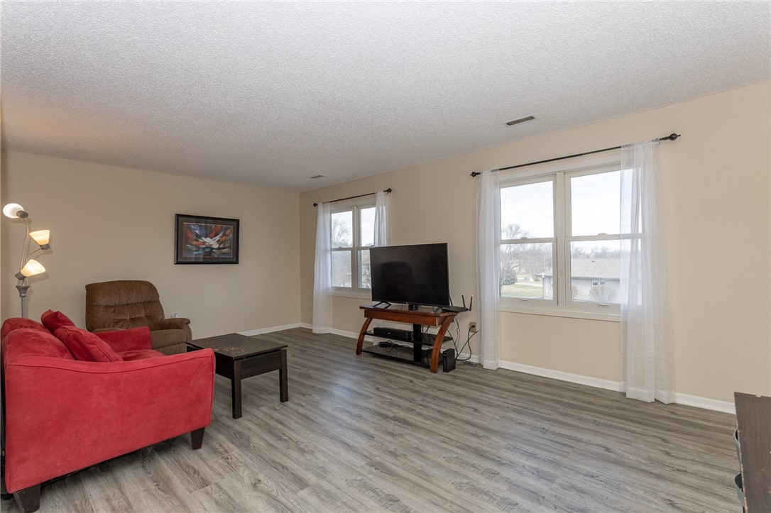 2332 Heatherwood Drive 4