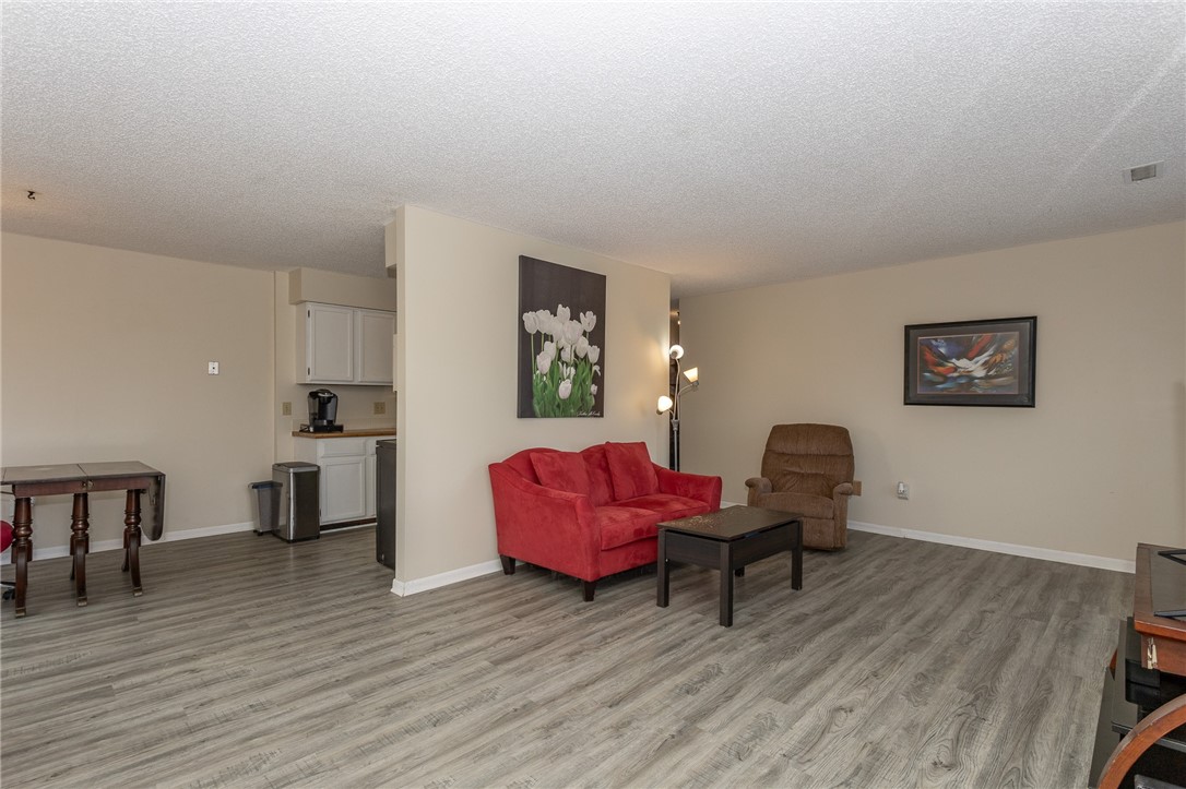 2332 Heatherwood Drive 4