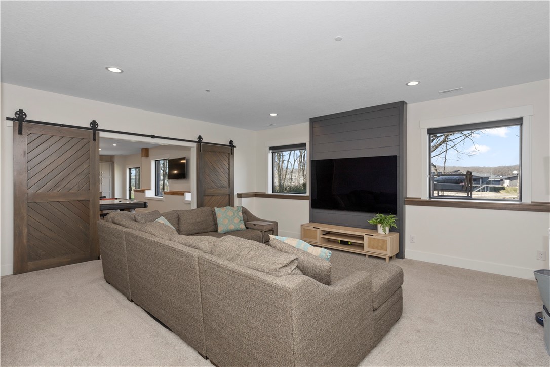 1155 S Kingswood Court