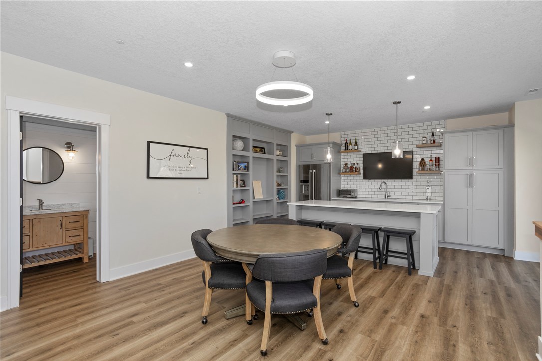 1155 S Kingswood Court