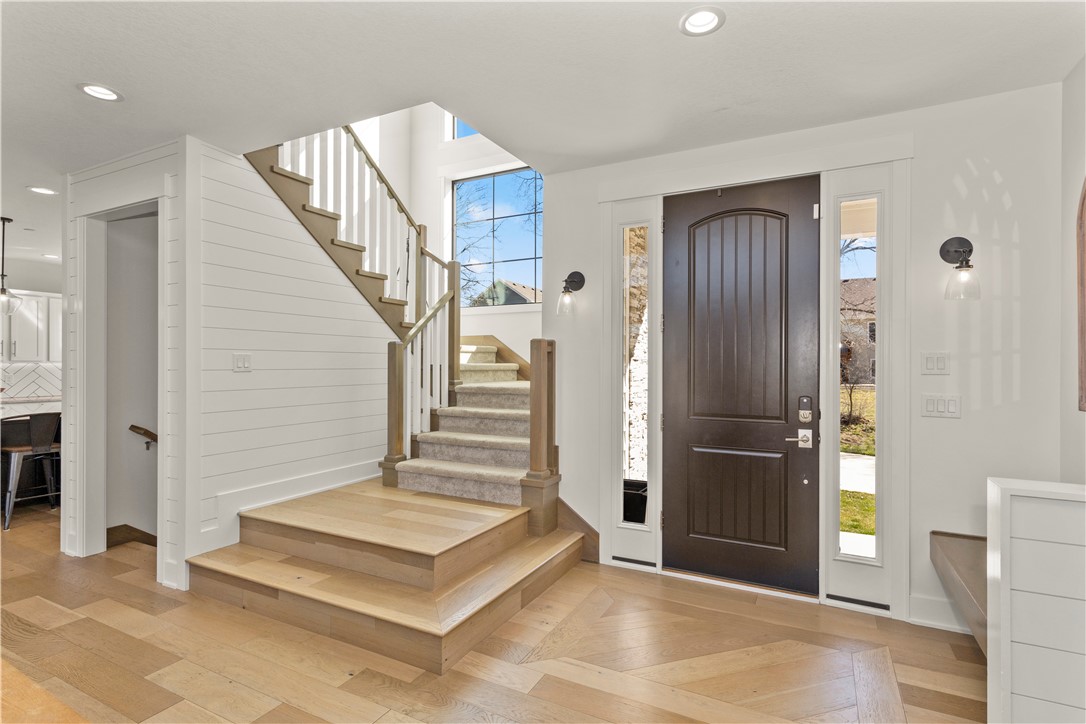 1155 S Kingswood Court