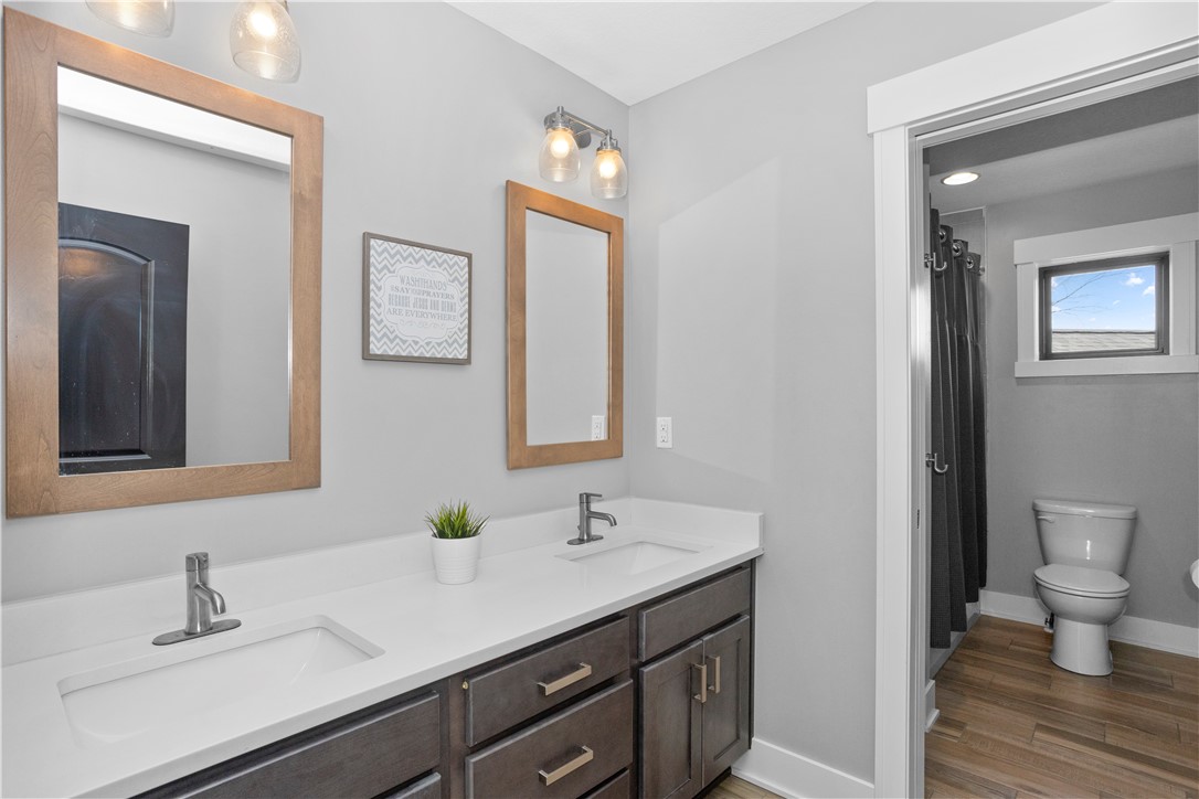 1155 S Kingswood Court