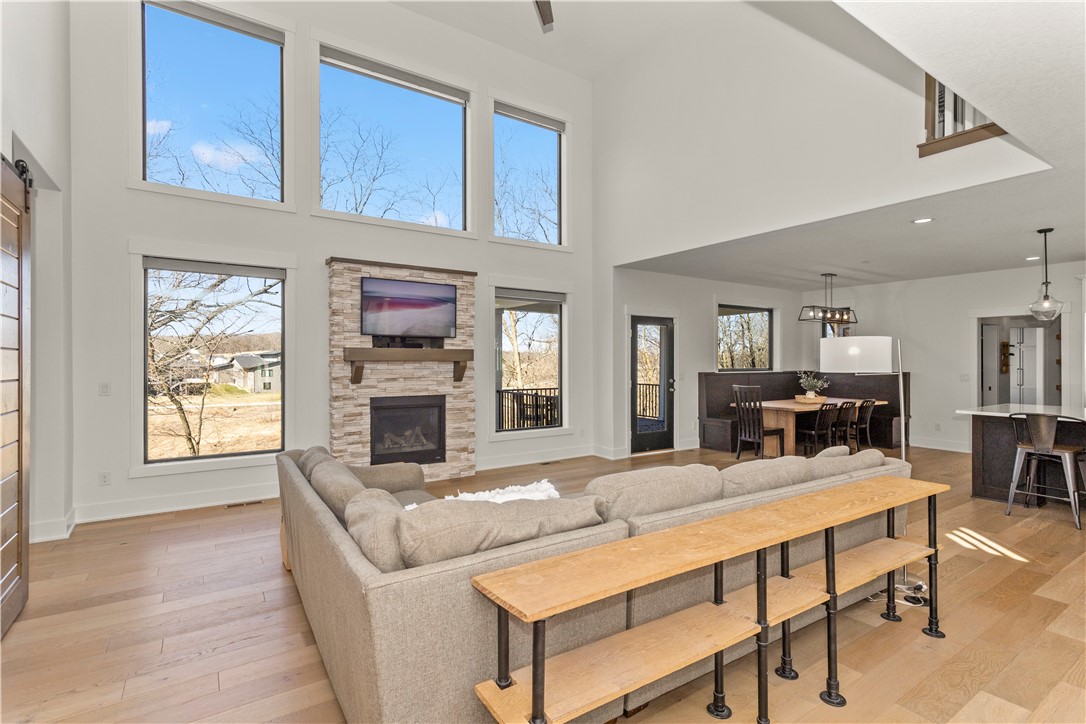 1155 S Kingswood Court