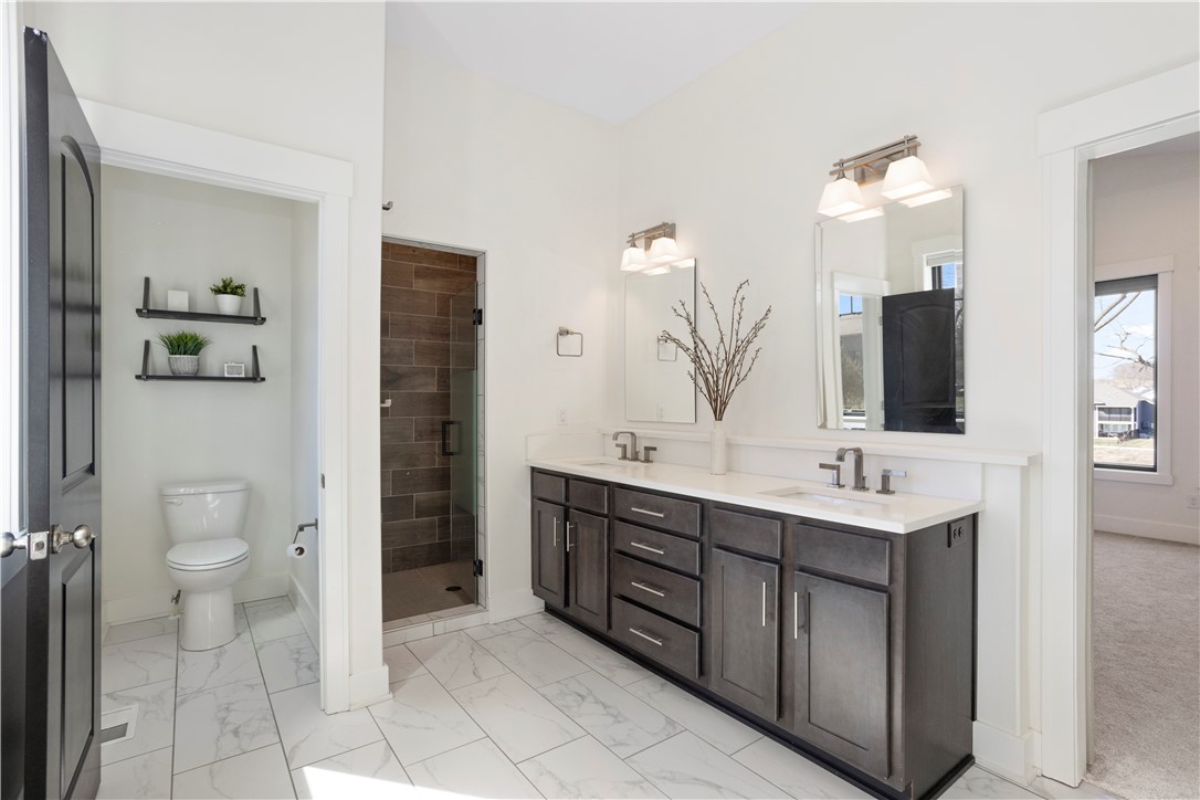 1155 S Kingswood Court