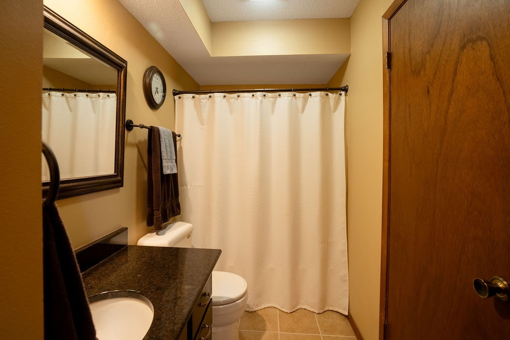 1724 E Lacona Avenue