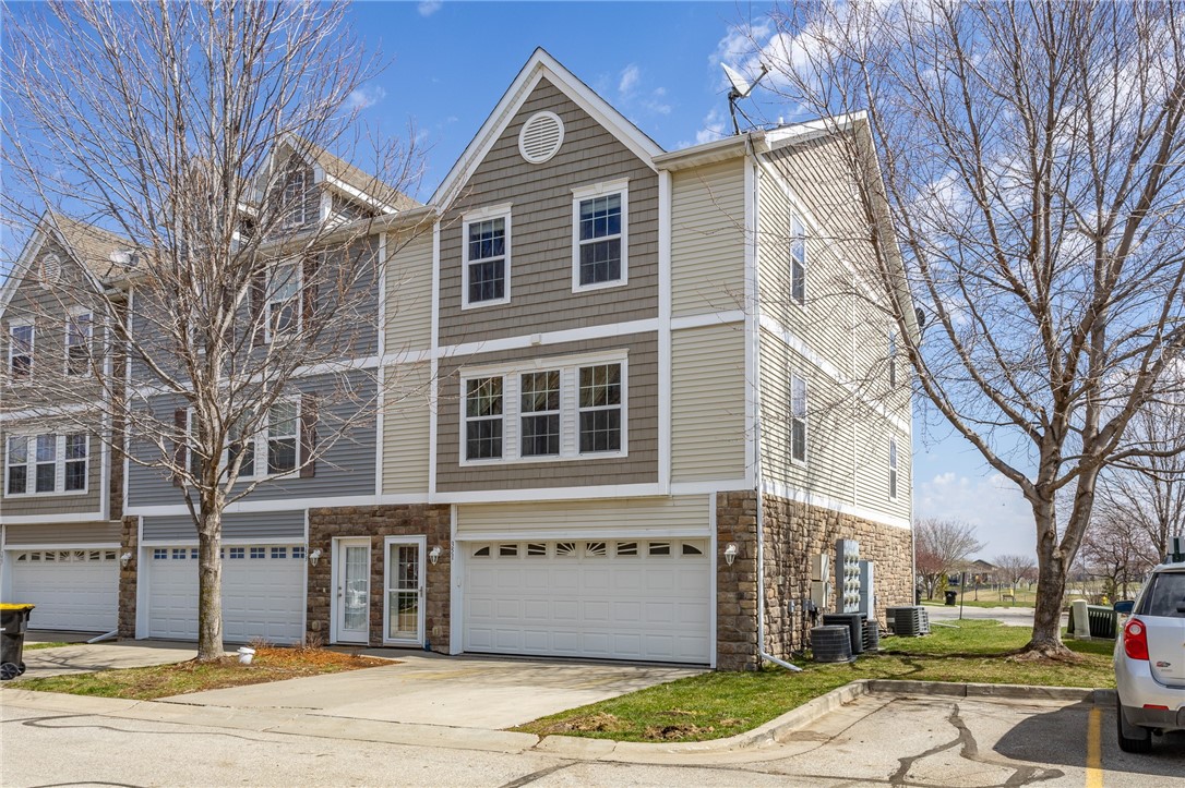 351 NE Sandalwood Drive