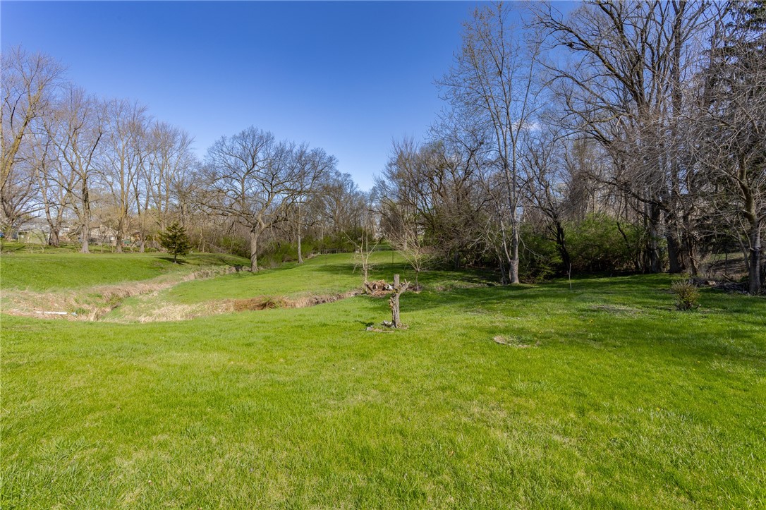 606 E Trowbridge Street