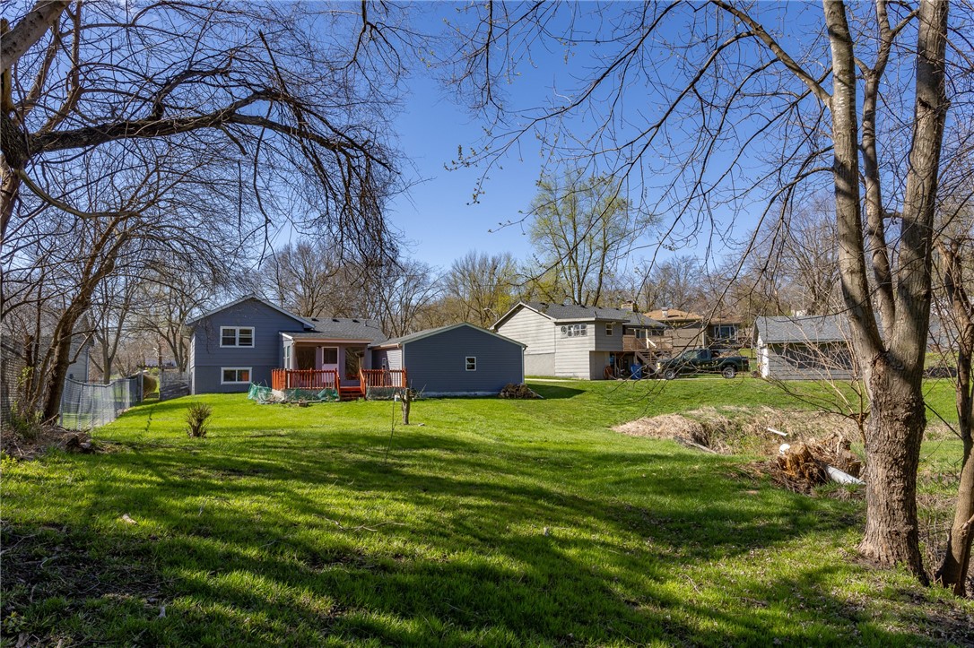 606 E Trowbridge Street