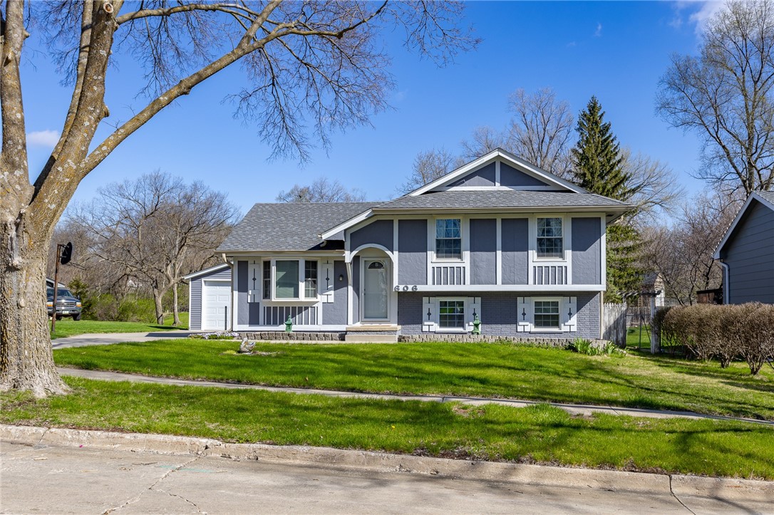 606 E Trowbridge Street