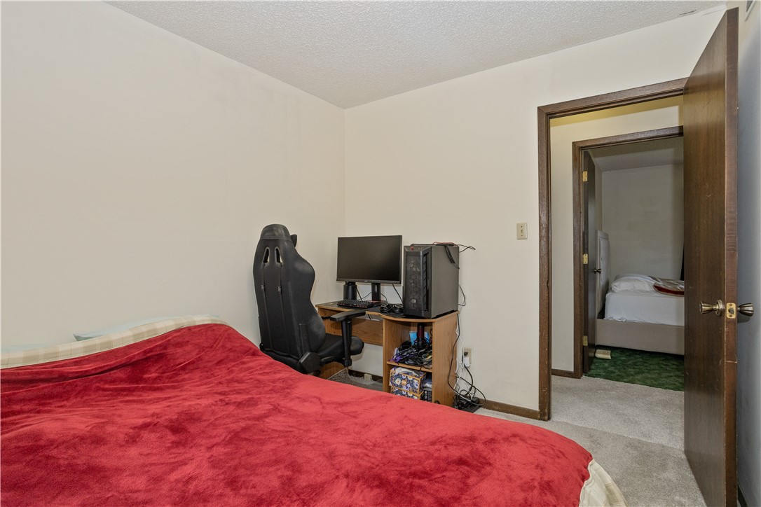 606 E Trowbridge Street